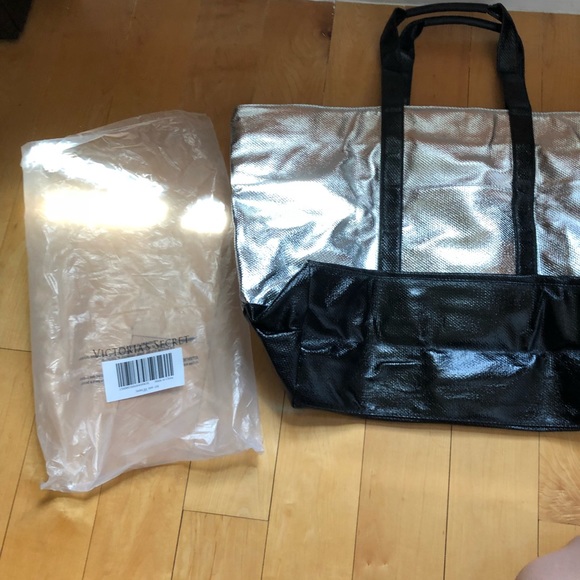 Victoria Secret Tote - Picture 4 of 5